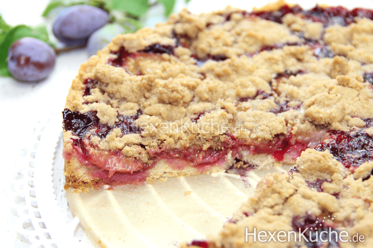 Schneller Zwetschgenkuchen mit Zimtstreuseln – Hexenküche.de
